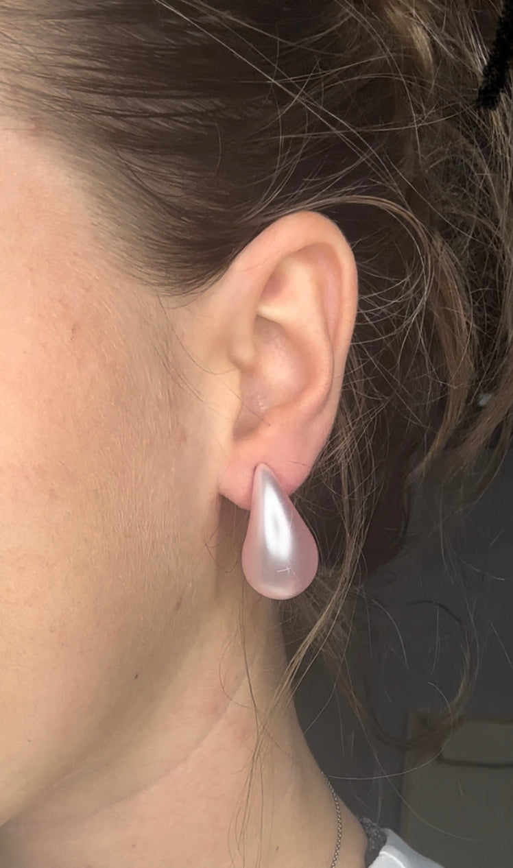 Pink Pearl Tear Drop Studs