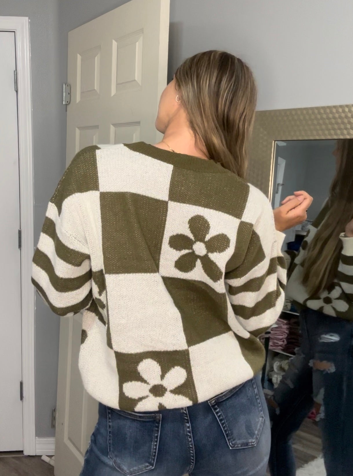 Retro Daisy Sweater