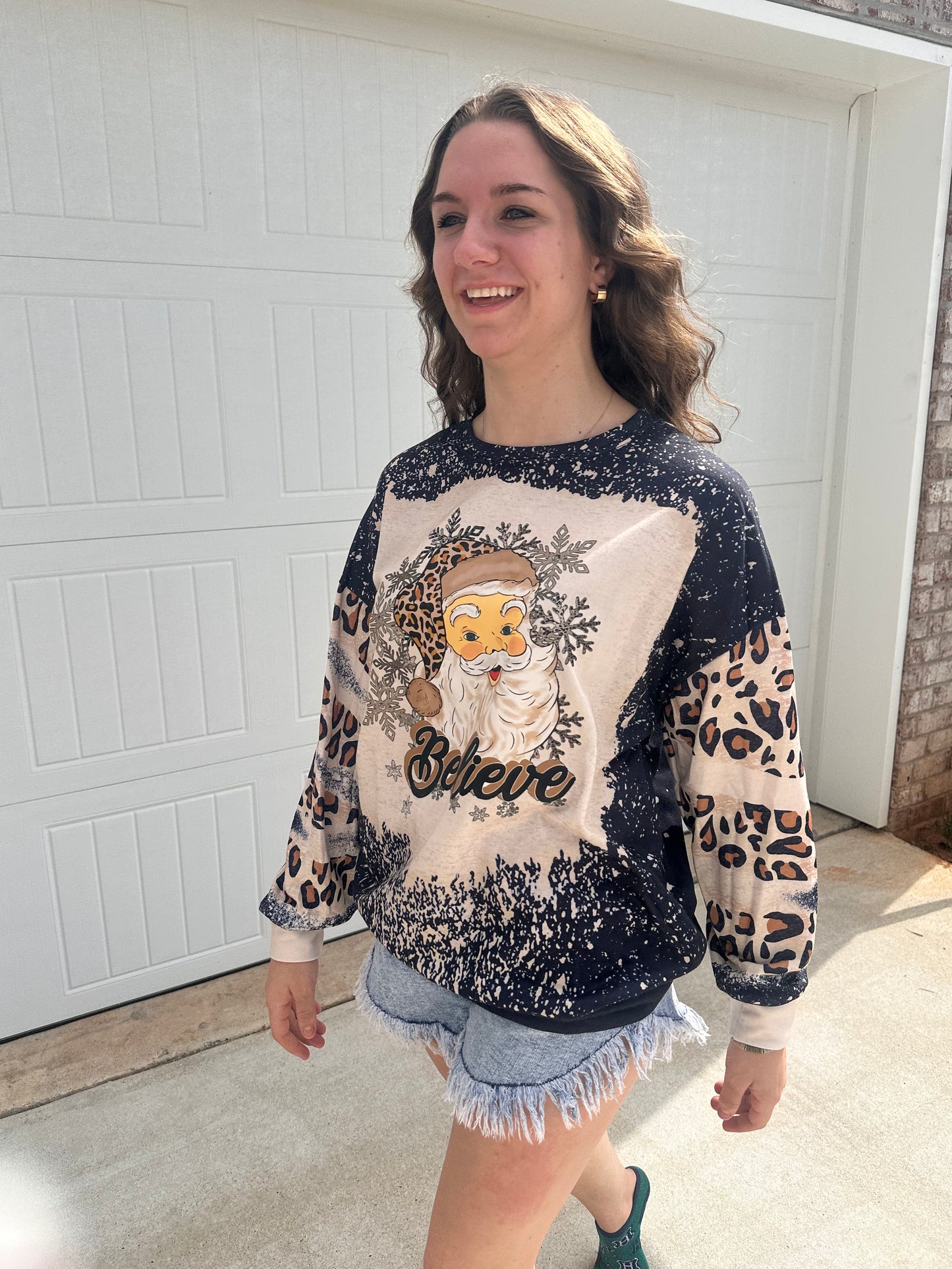 Leopard Santa Sweatshirt