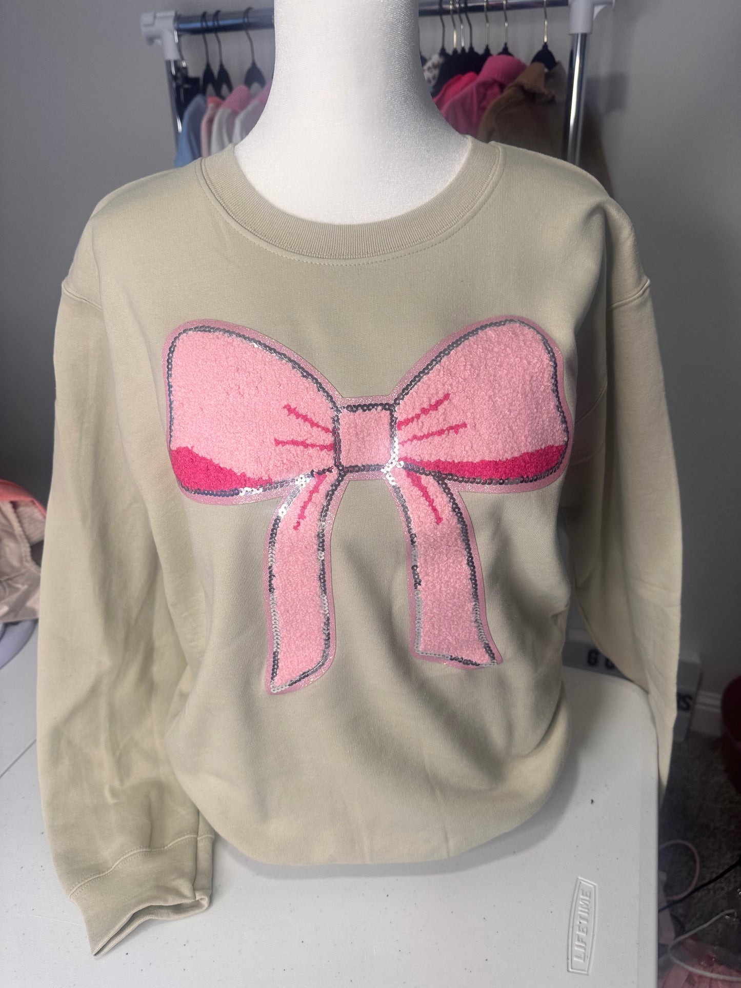 Bow Patch Sweatshirt