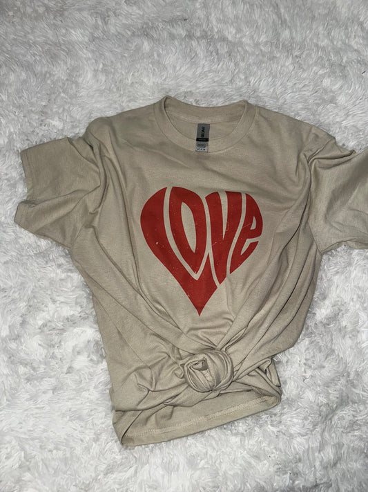 Love Tshirt